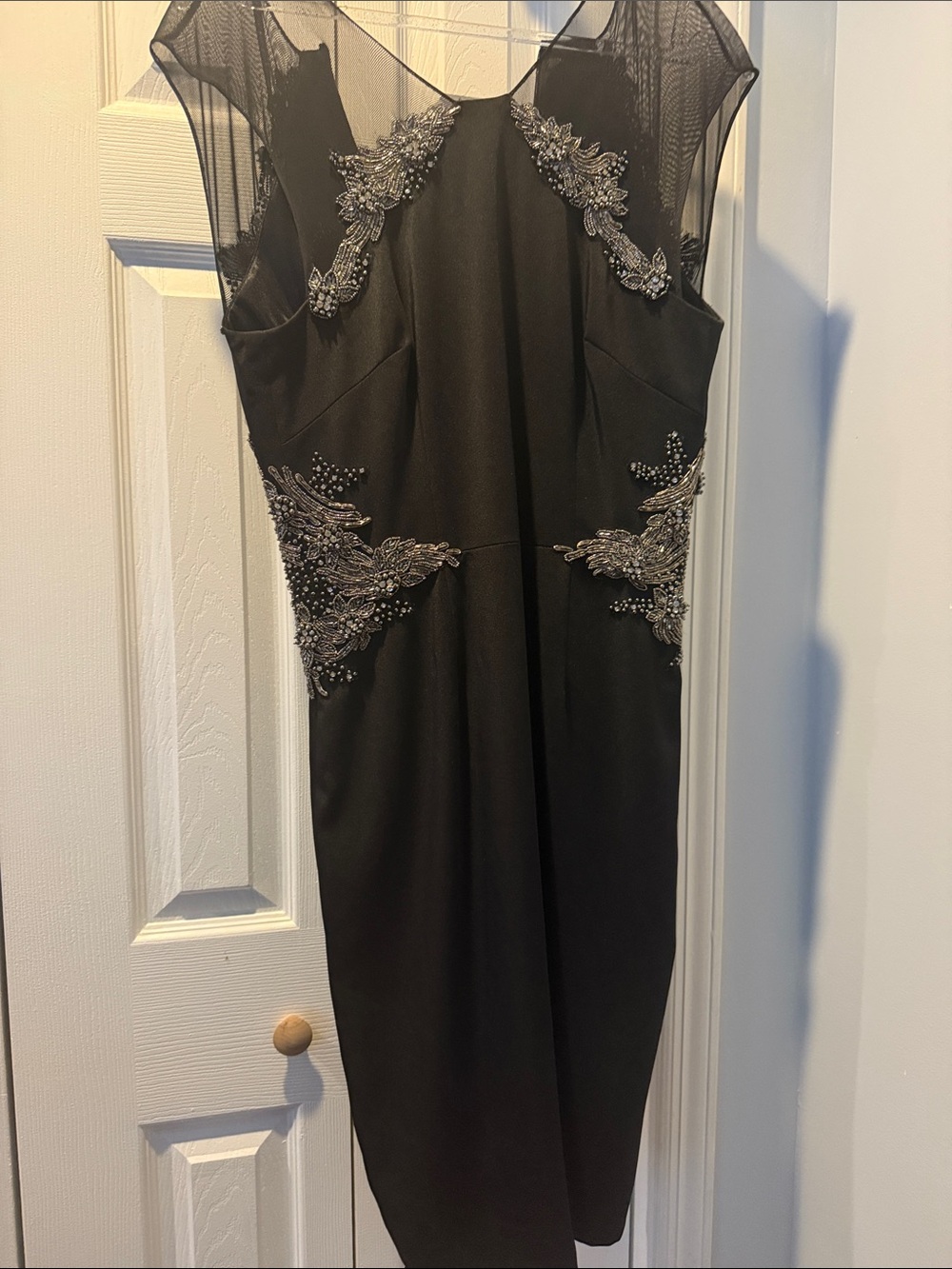David Meister Elegant Black Embellished Evening cocktail Dress size 4